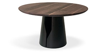 Nowoczesny, minimalistyczny stół okrągły